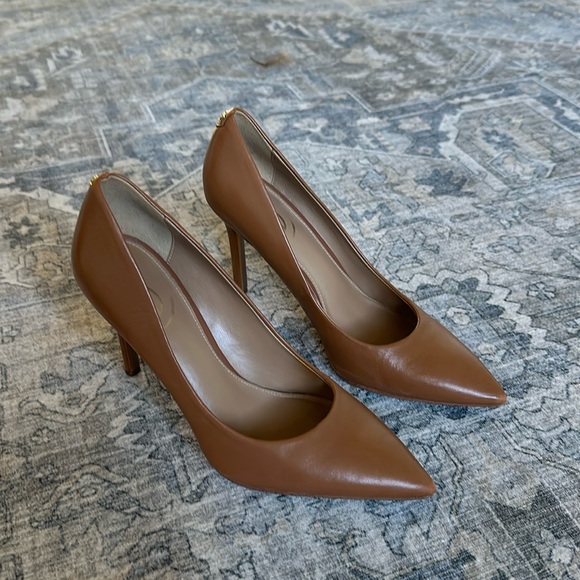 Sam Edelman “Hazel” heel in saddle color - Picture 2 of 13